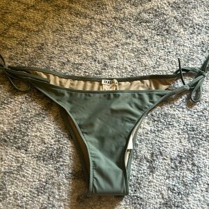 Dolla Delores Bottom in Sage